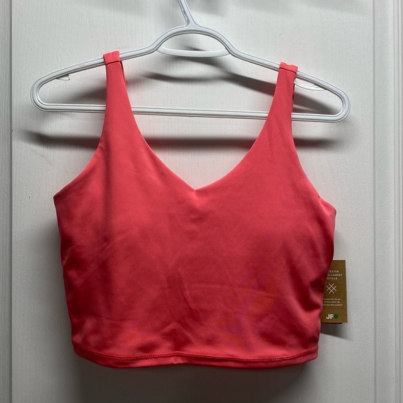 Cropped tank - Picture 1 of 2
